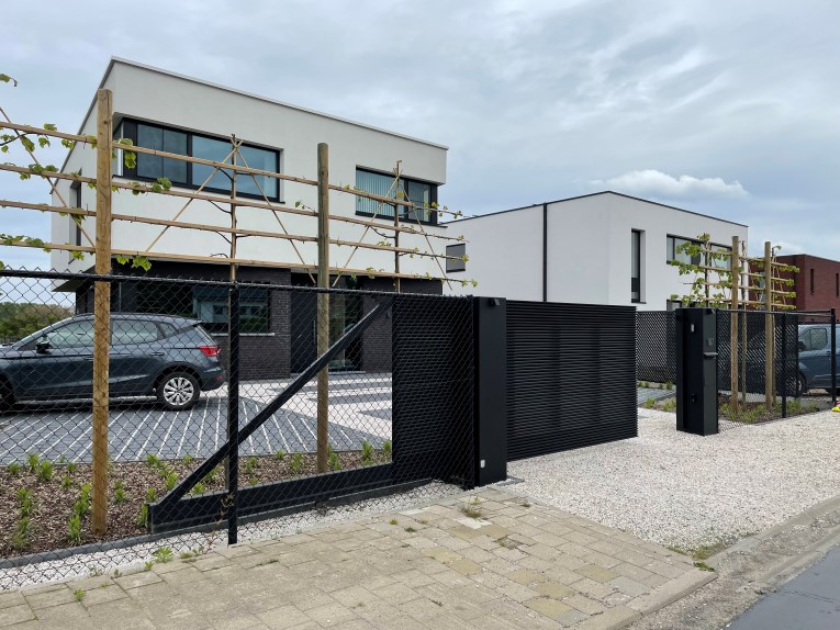 vrijdragende schuifpoort